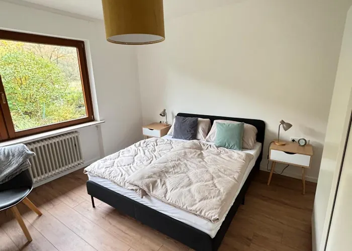 Ingrid - Ruhige Nahe Teufelsschlucht In Der Südeifel * Irrel